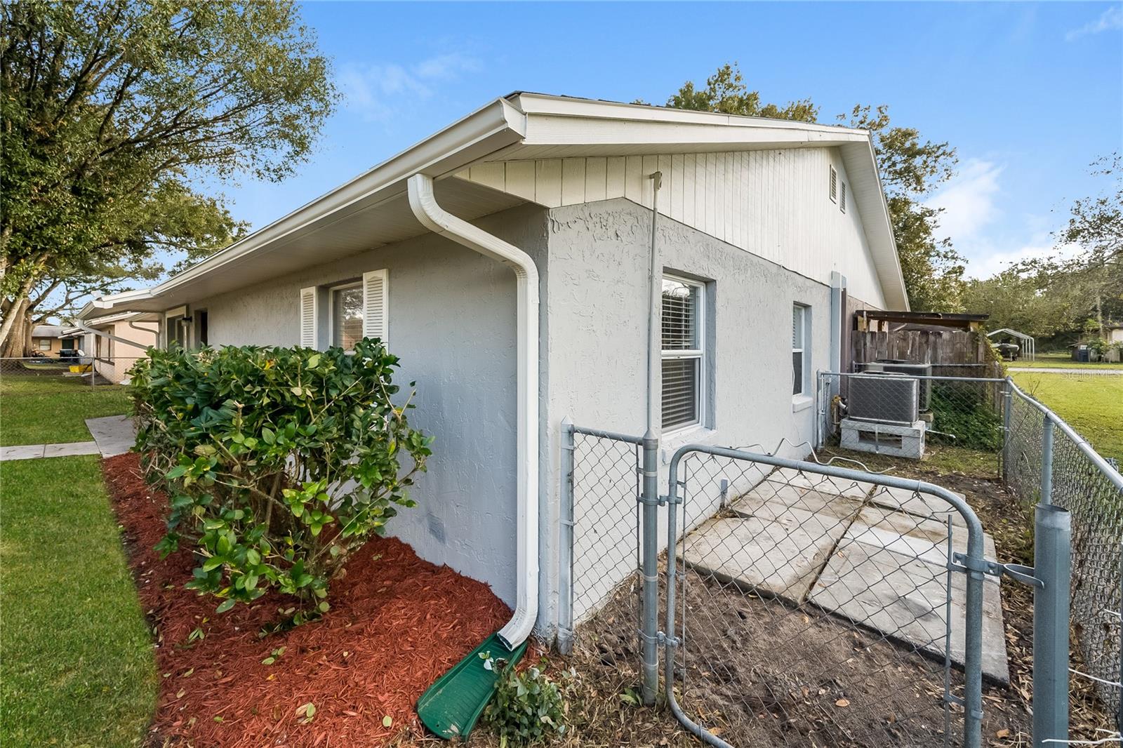Image 15 of 16 For 828 Trina Lane