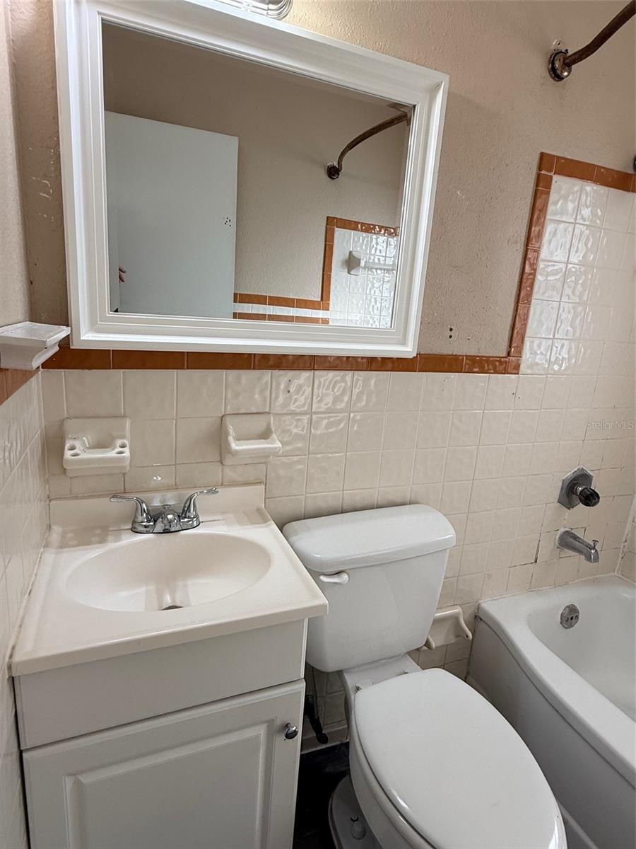 Image 11 of 22 For 2624 48th Avenue N