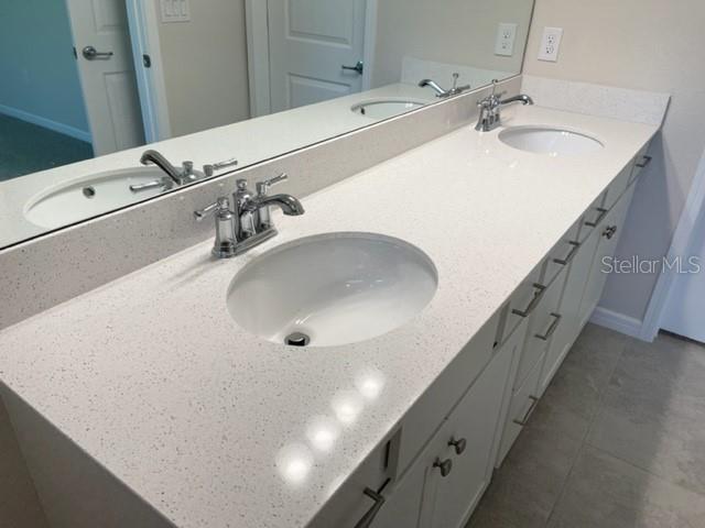 Image 27 of 62 For 19233 Old Spanish Road