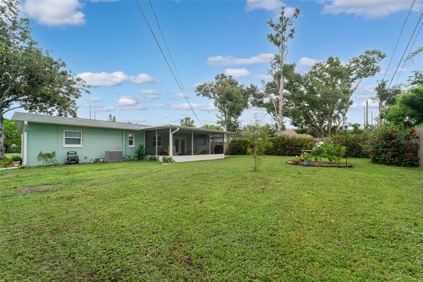 Image 20 of 25 For 5240 16th Avenue N