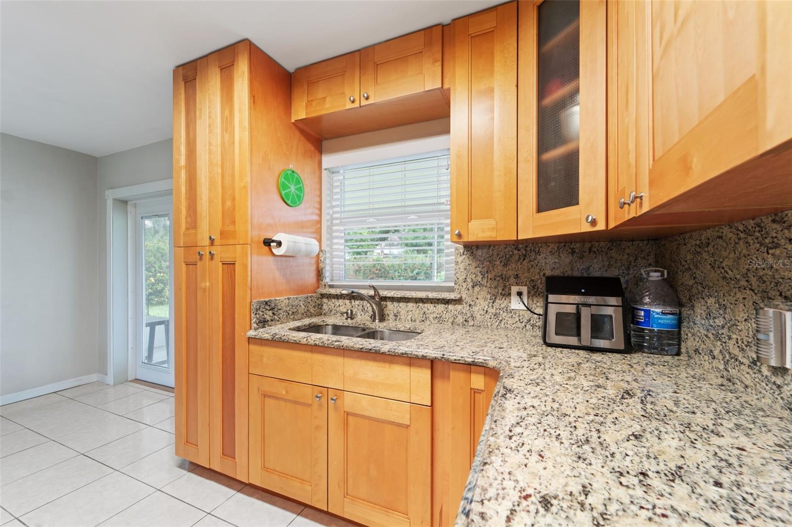Image 8 of 25 For 5240 16th Avenue N