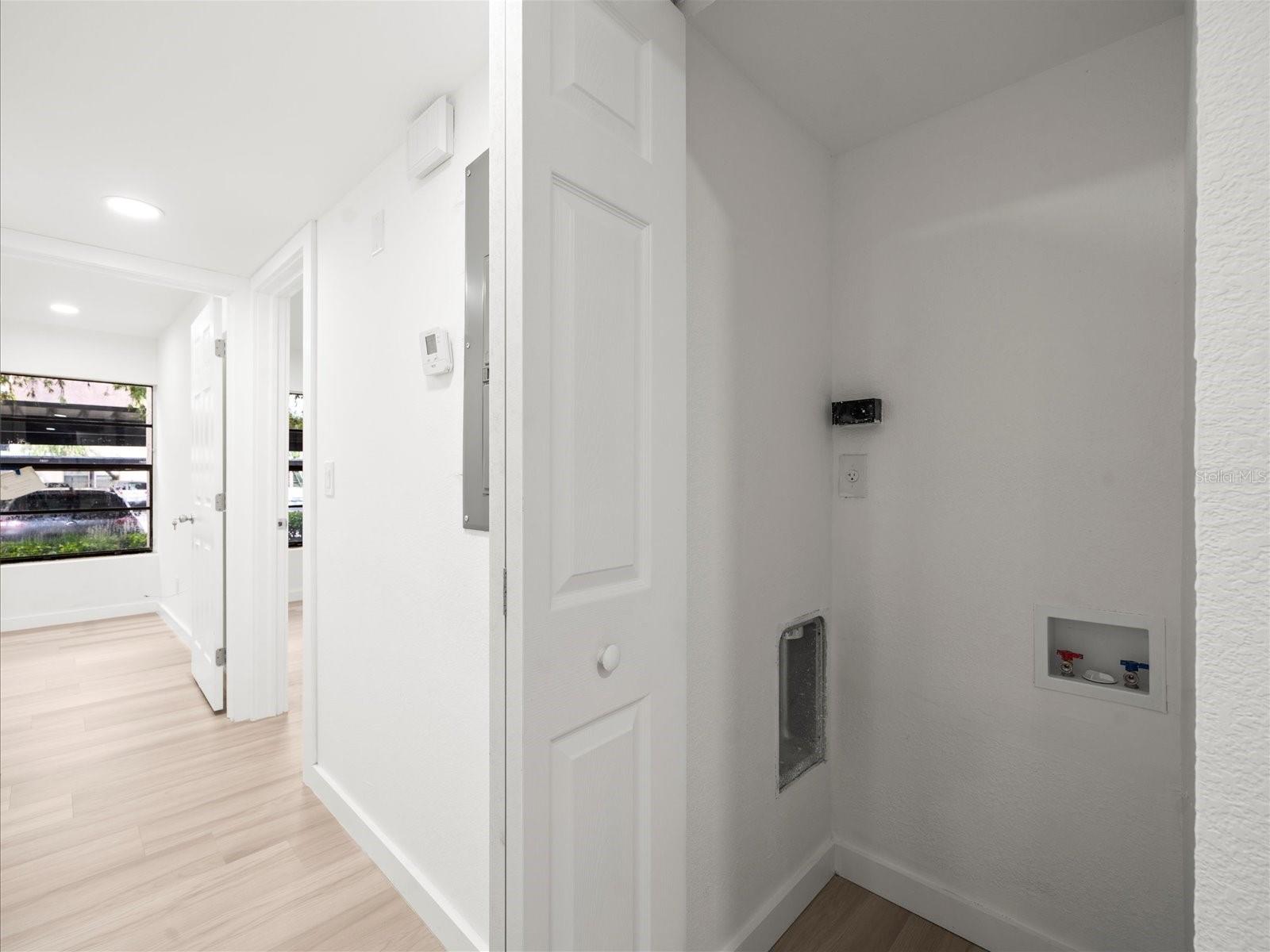 Image 12 of 23 For 7877 Niagara Avenue 1802
