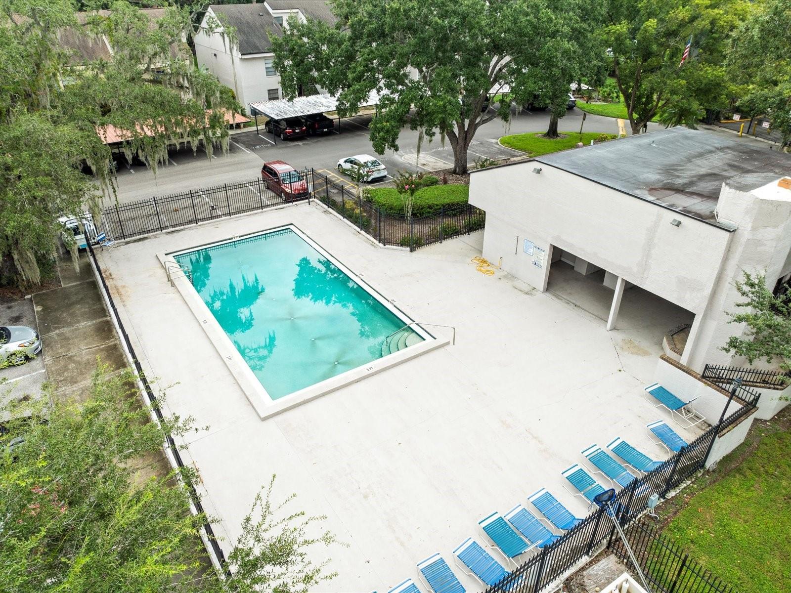 Image 20 of 23 For 7877 Niagara Avenue 1802