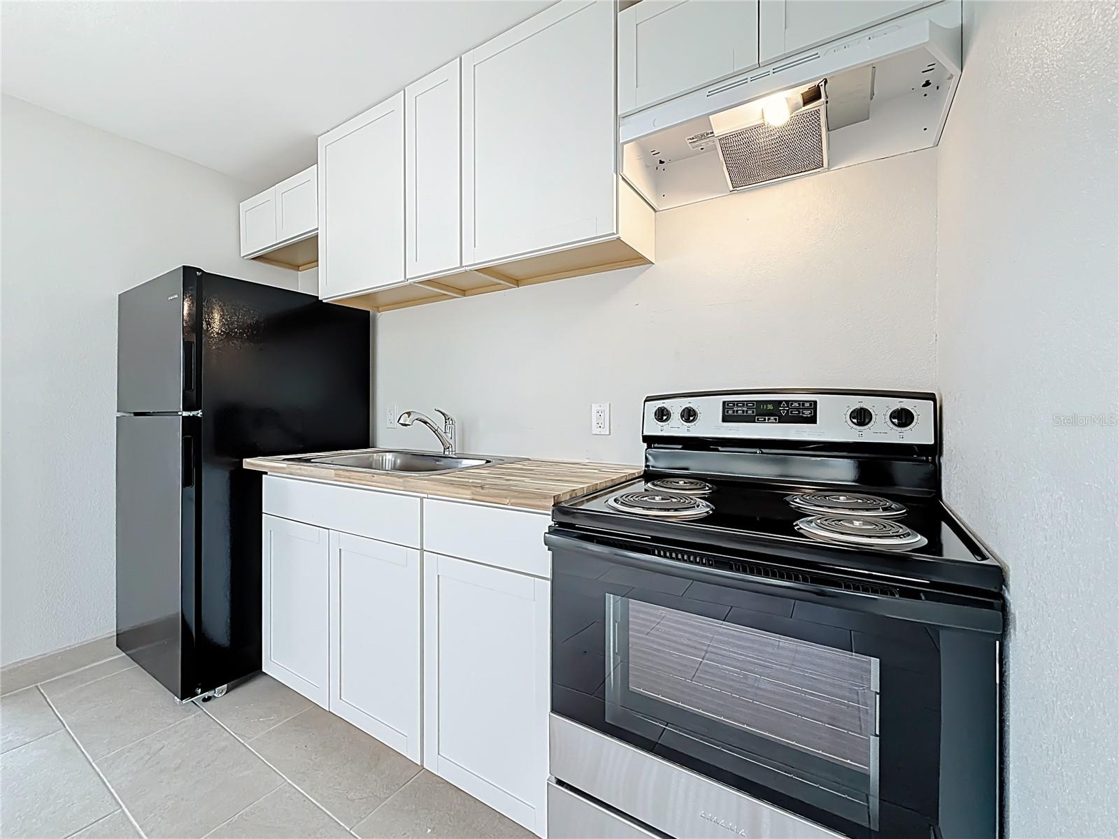 Image 10 of 49 For 497 Normandy Road 1