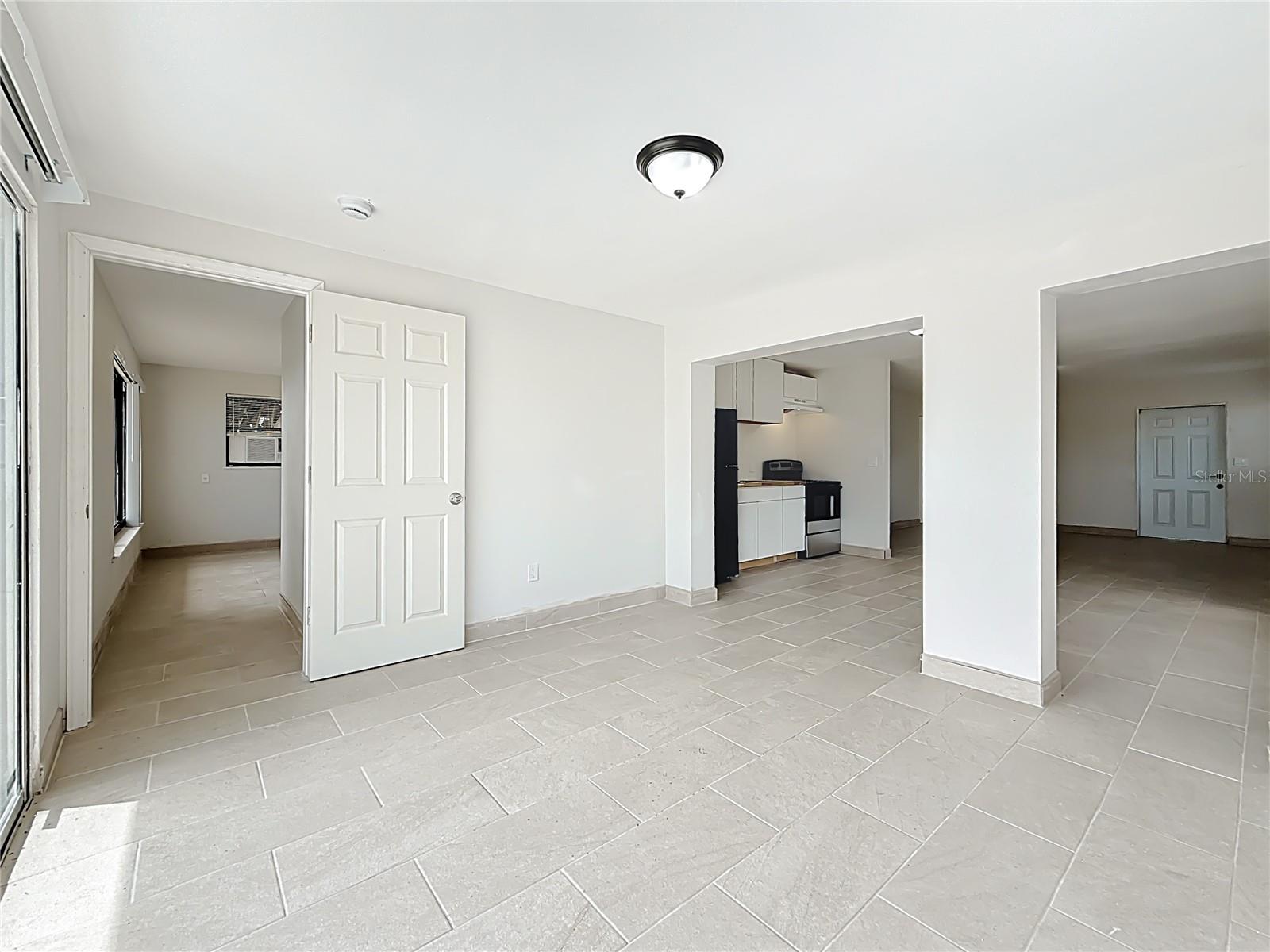 Image 17 of 49 For 497 Normandy Road 1