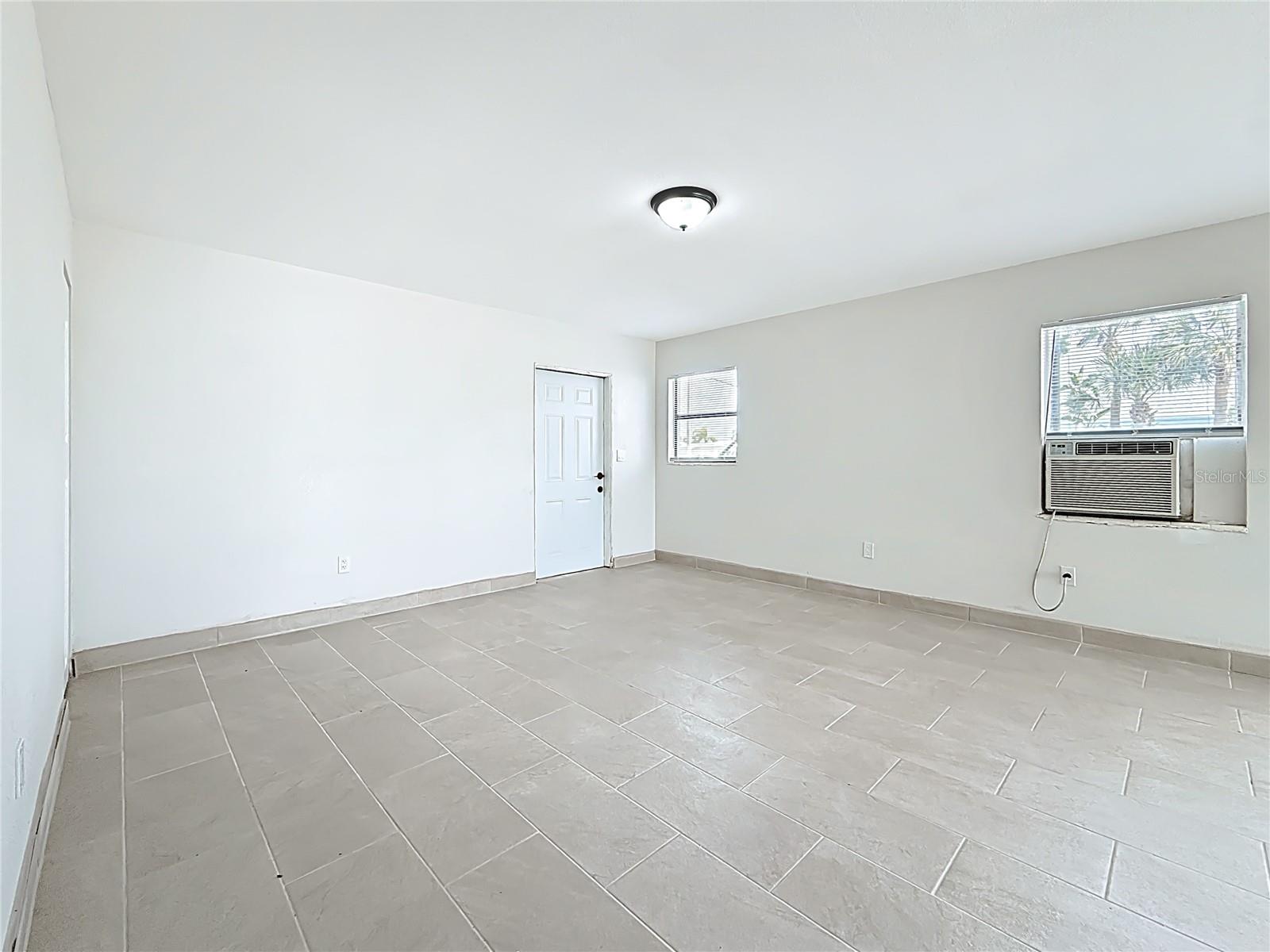 Image 5 of 49 For 497 Normandy Road 1