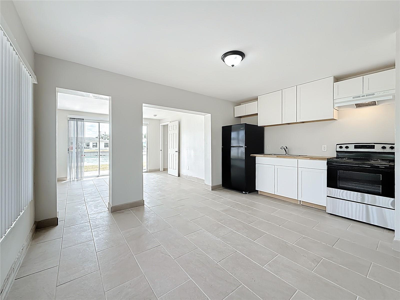 Image 8 of 49 For 497 Normandy Road 1