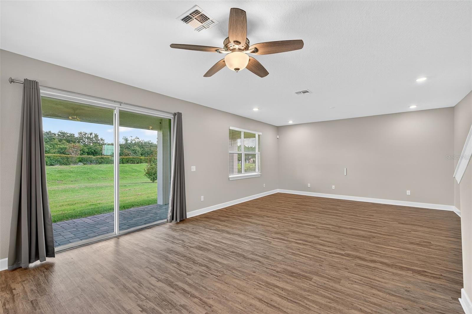 Image 18 of 74 For 34480 Wynthorne Place