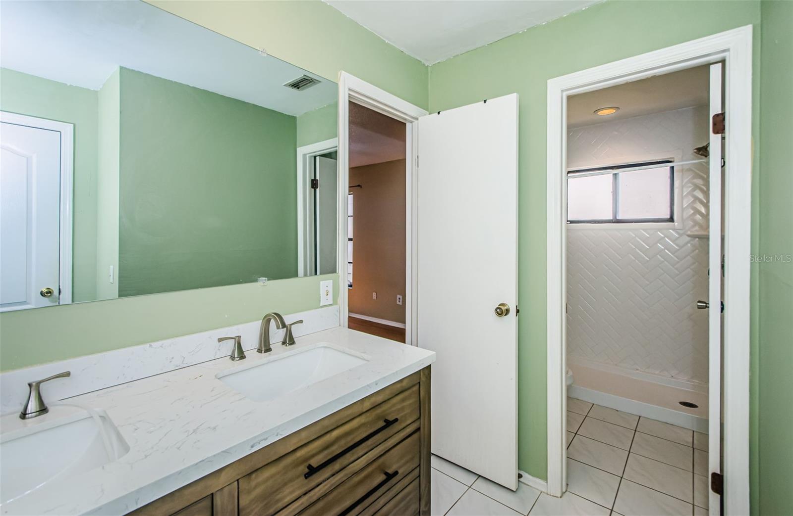 Listing photo id 29 for 9613 Cypress Brook Road