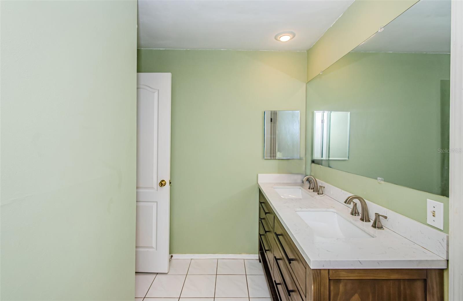 Listing photo id 30 for 9613 Cypress Brook Road