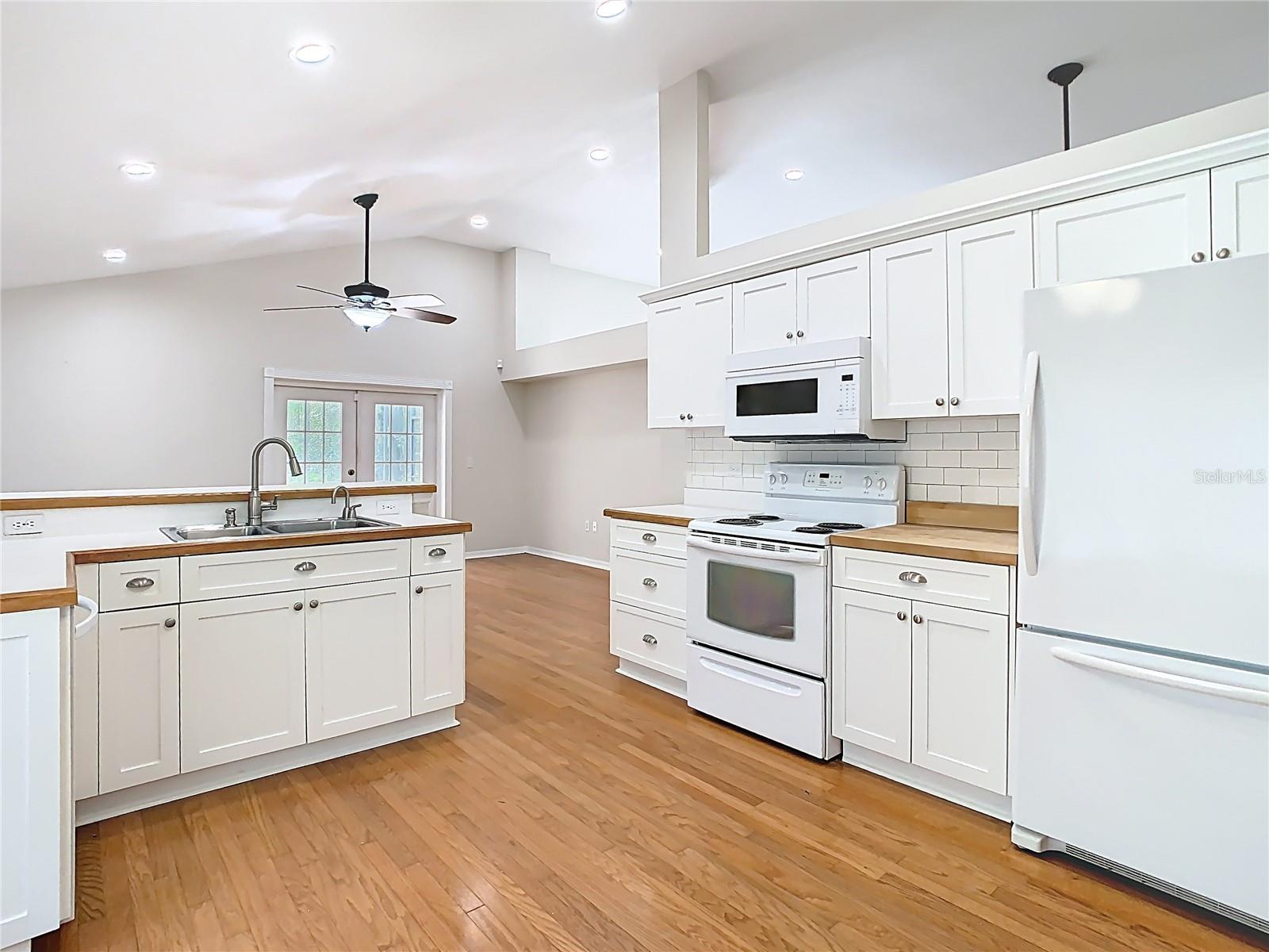 Image 14 of 57 For 28534 Fairweather Drive