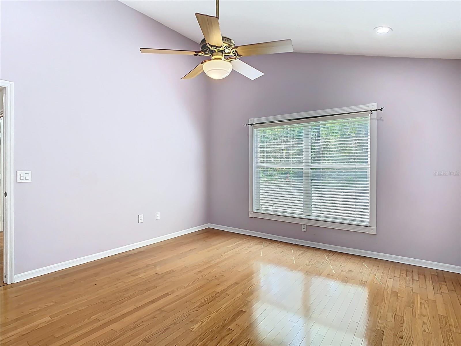 Image 22 of 57 For 28534 Fairweather Drive