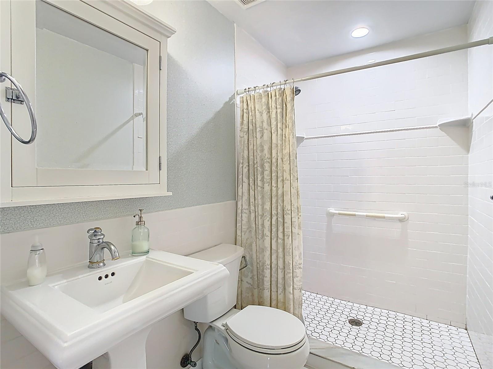 Image 37 of 57 For 28534 Fairweather Drive