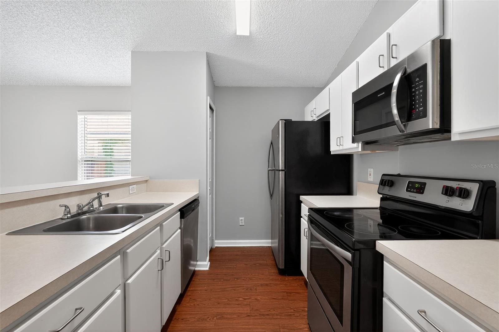 Image 6 of 20 For 1823 Pineta Cove Drive
