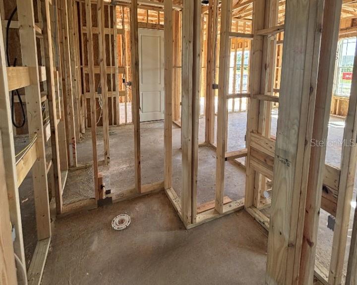 Image 14 of 25 For 422 Junonia Blvd
