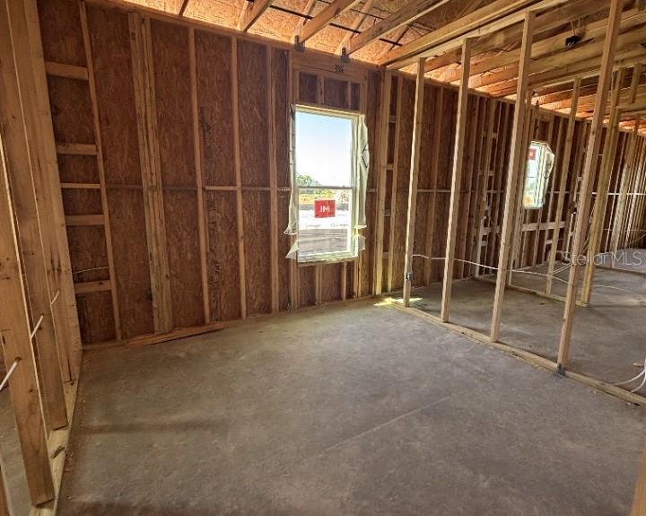 Image 17 of 25 For 422 Junonia Blvd
