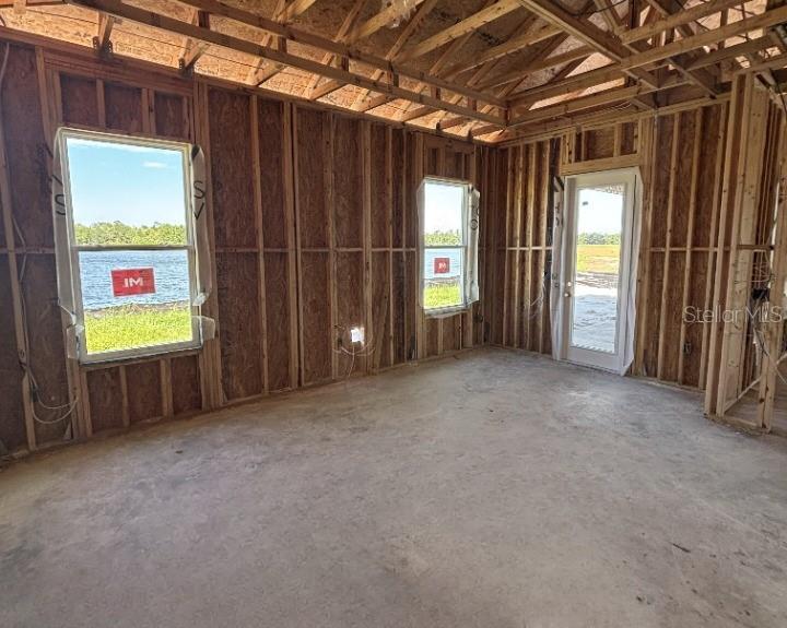Image 19 of 25 For 422 Junonia Blvd