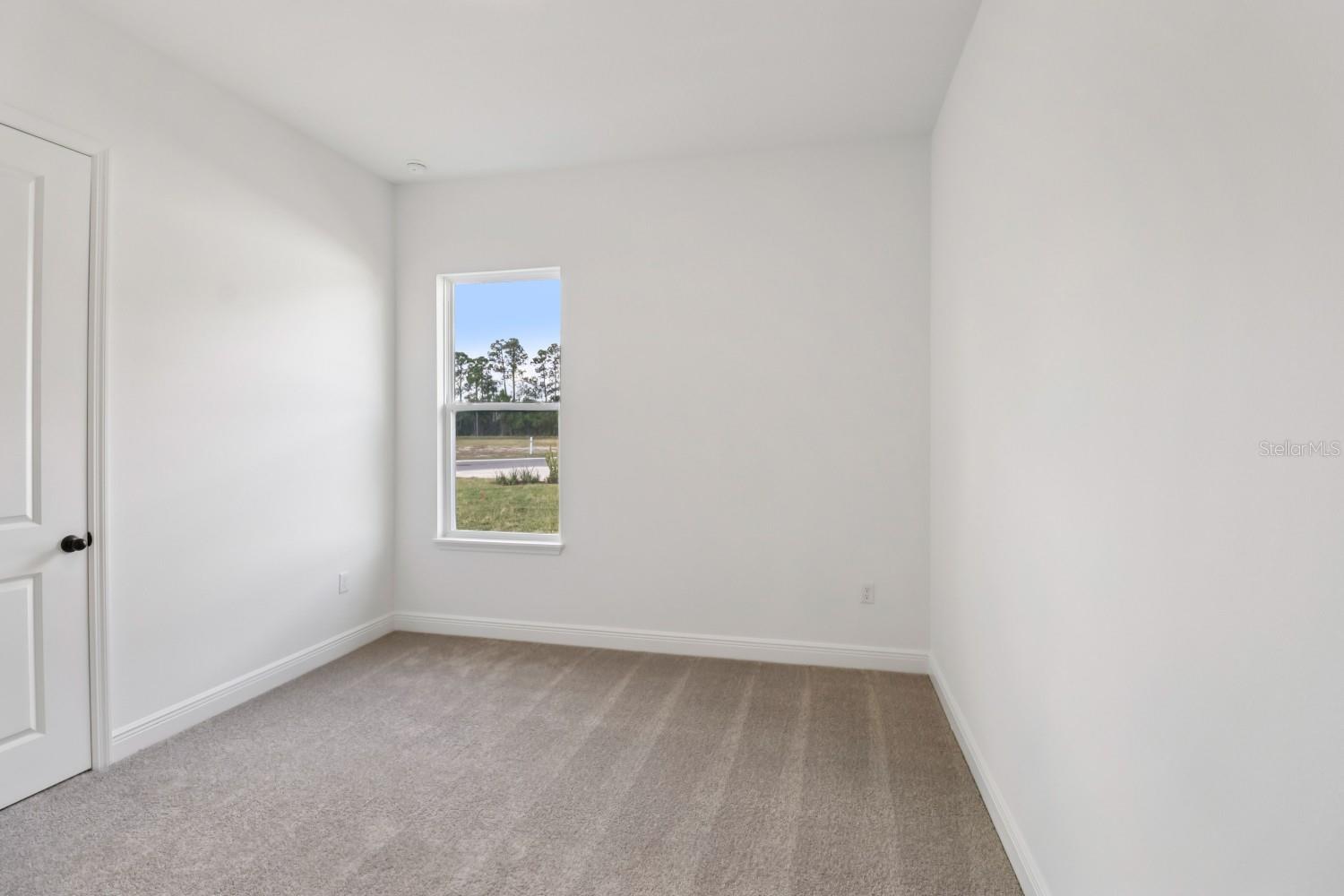 Image 33 of 39 For 422 Junonia Blvd