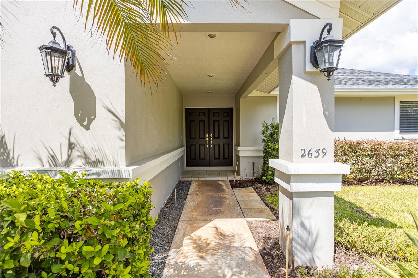 Image 3 of 70 For 2639 Royal Liverpool Drive