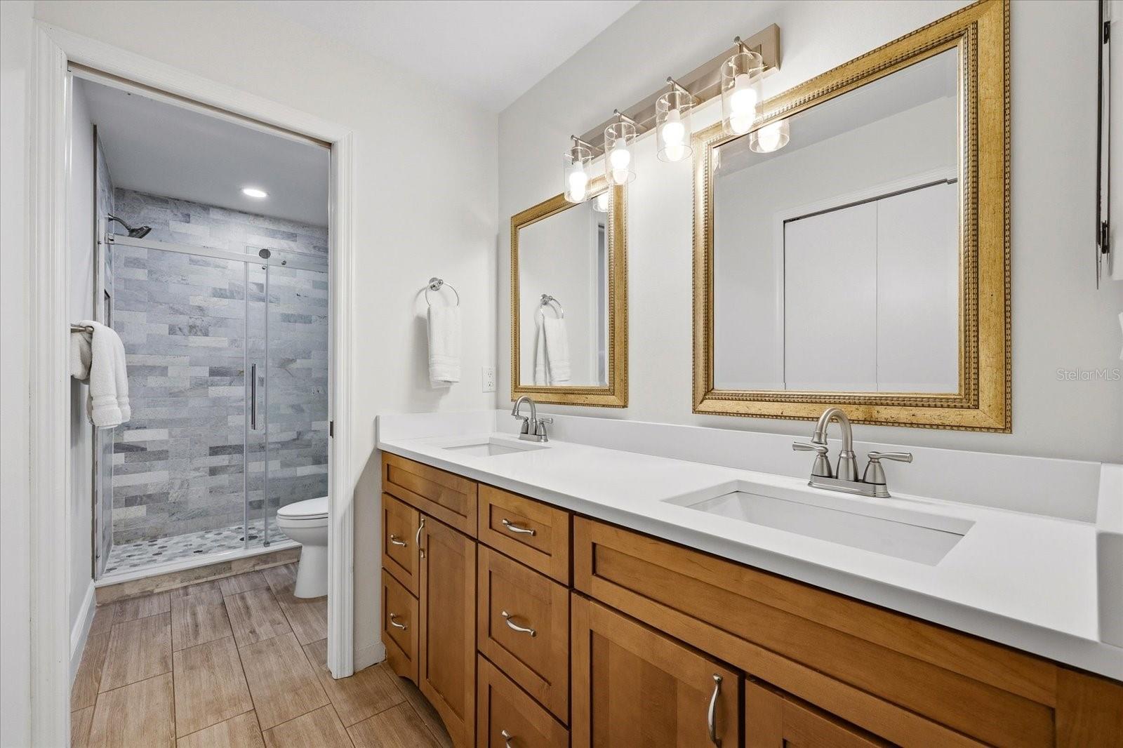 Image 12 of 32 For 10975 96th Street