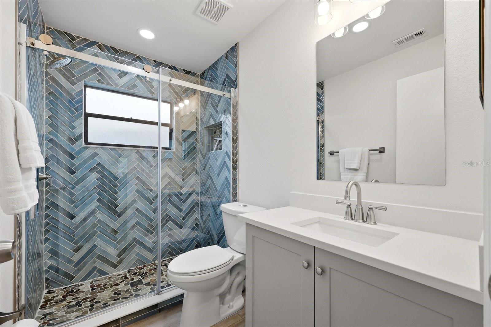 Image 19 of 32 For 10975 96th Street