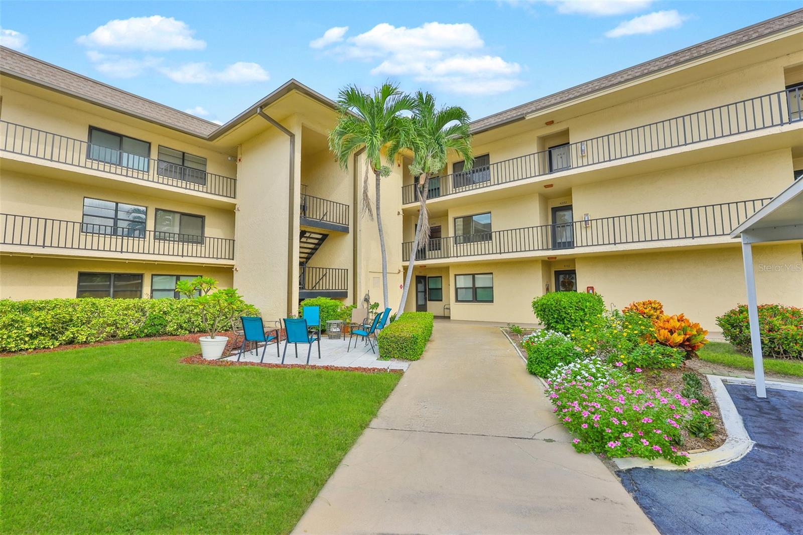 Details for 12300 Vonn Road 4201, LARGO, FL 33774