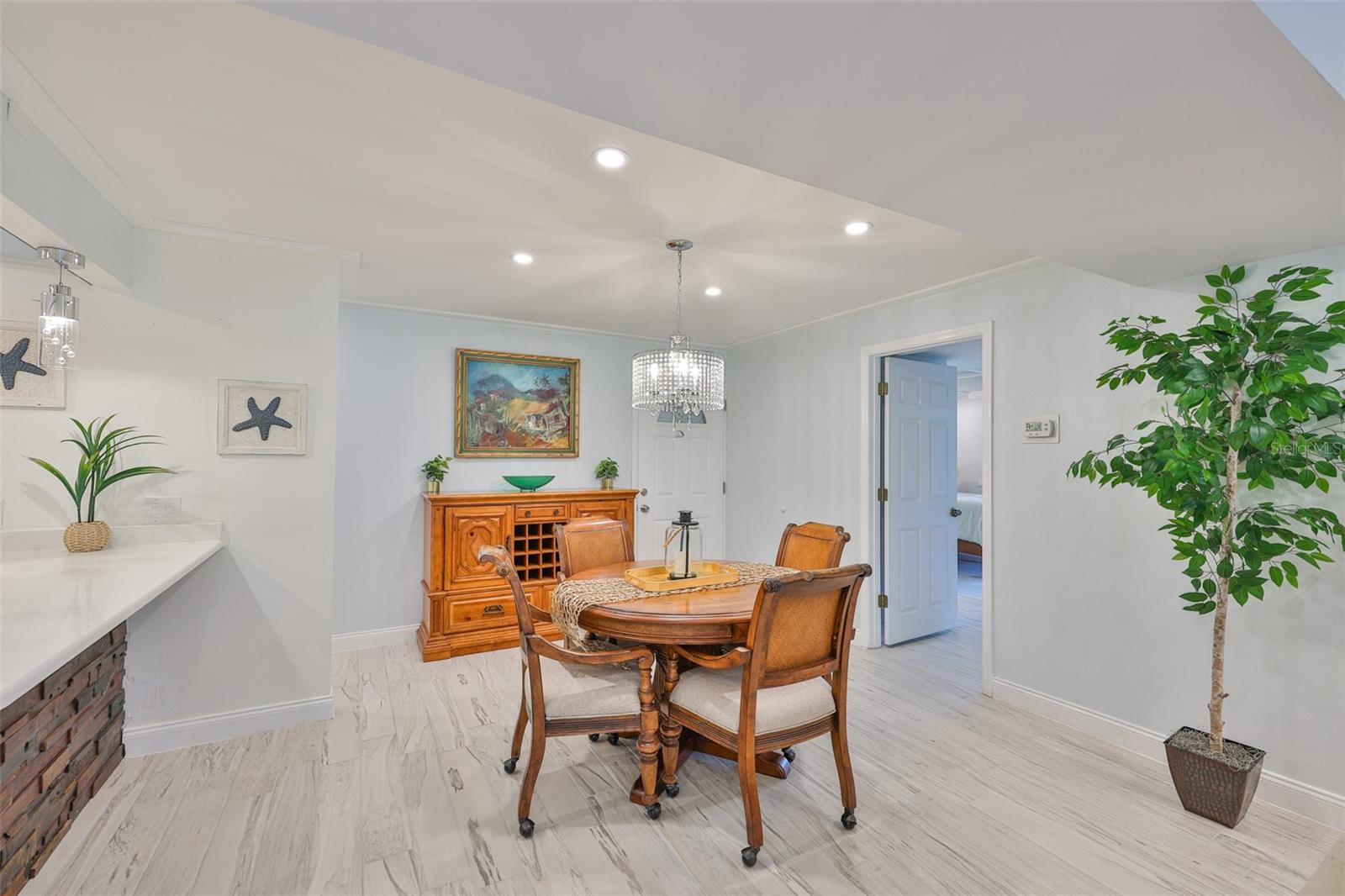 Image 11 of 49 For 12300 Vonn Road 4201