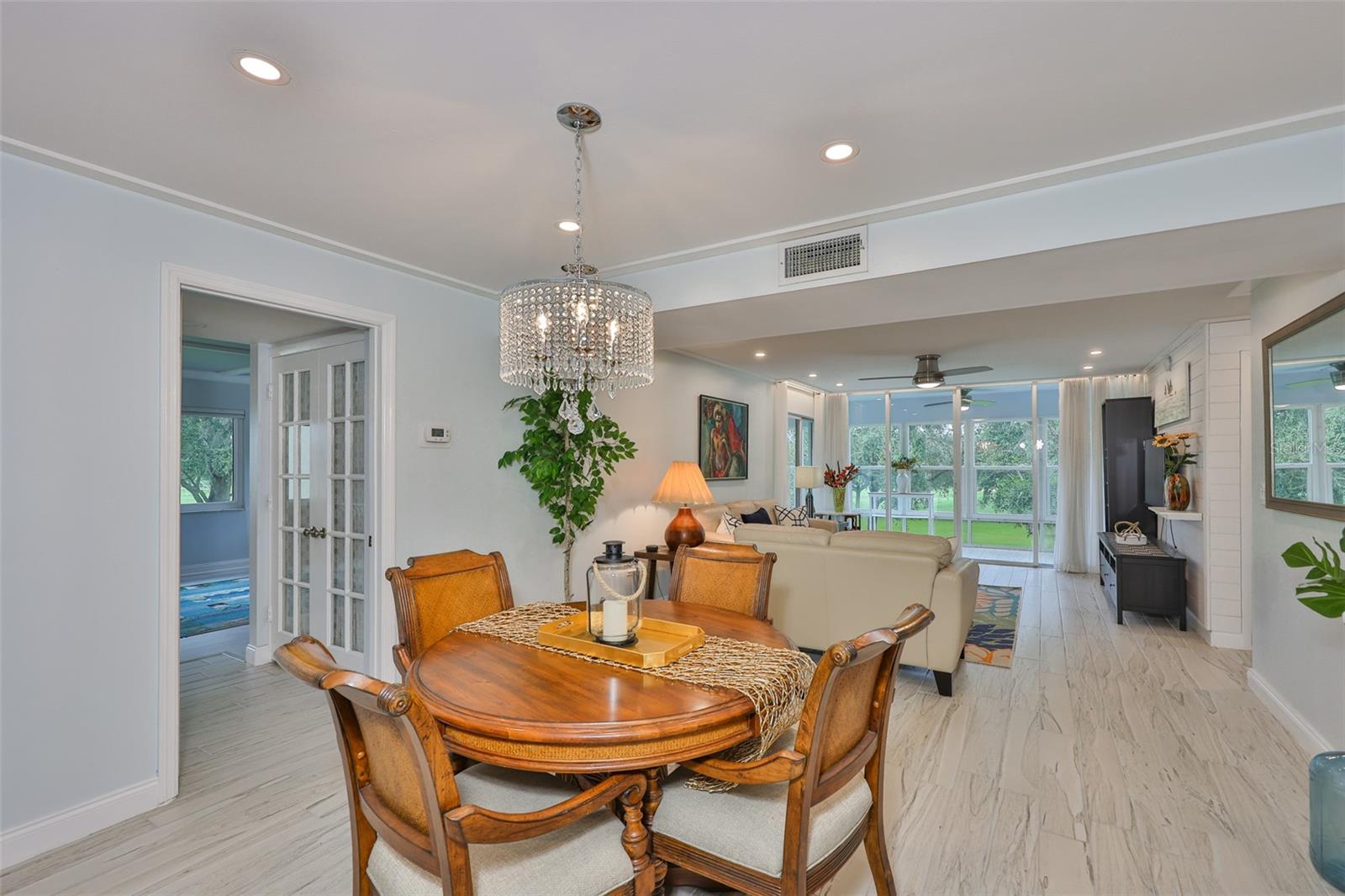 Image 14 of 49 For 12300 Vonn Road 4201