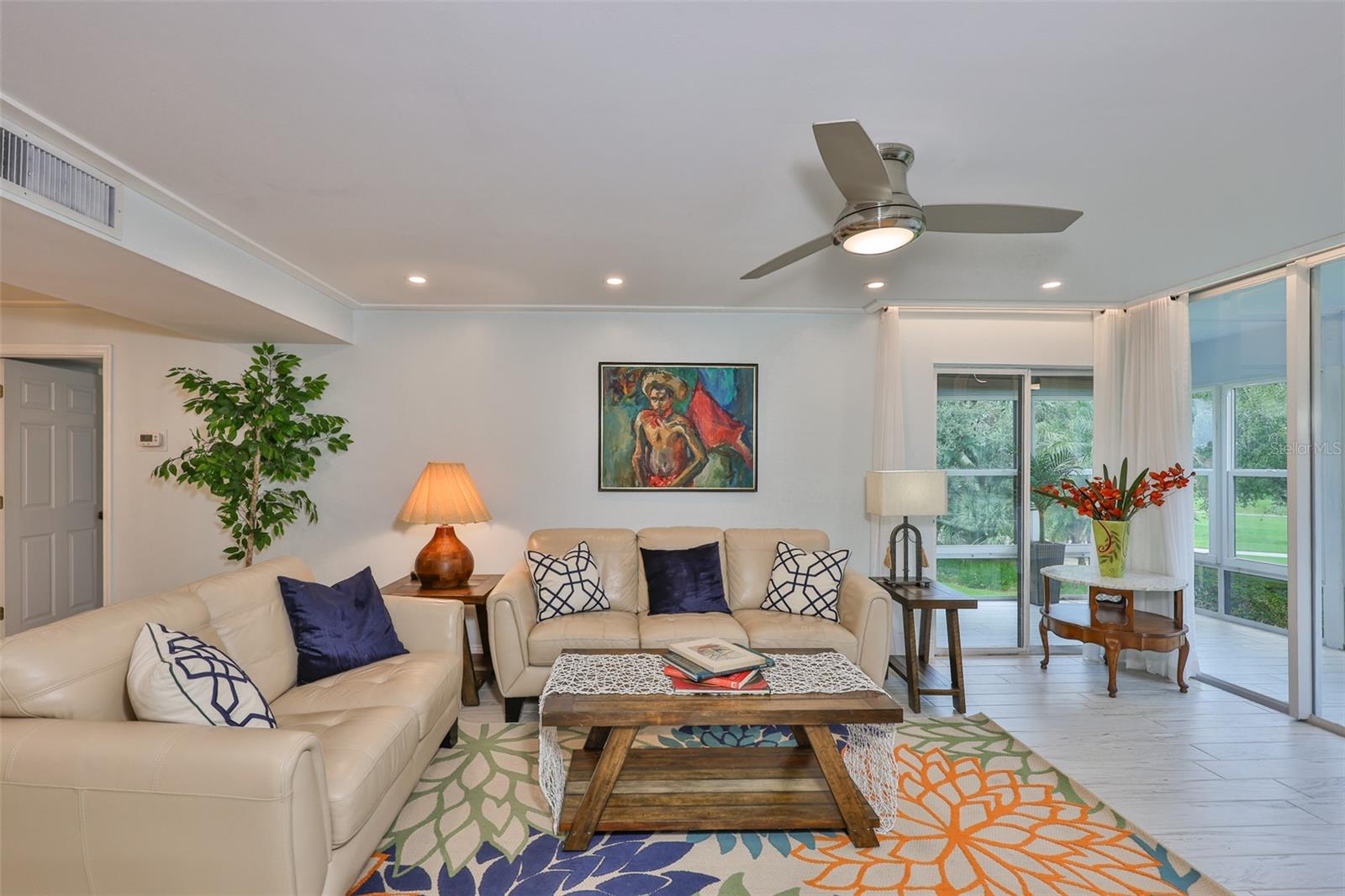 Image 16 of 49 For 12300 Vonn Road 4201