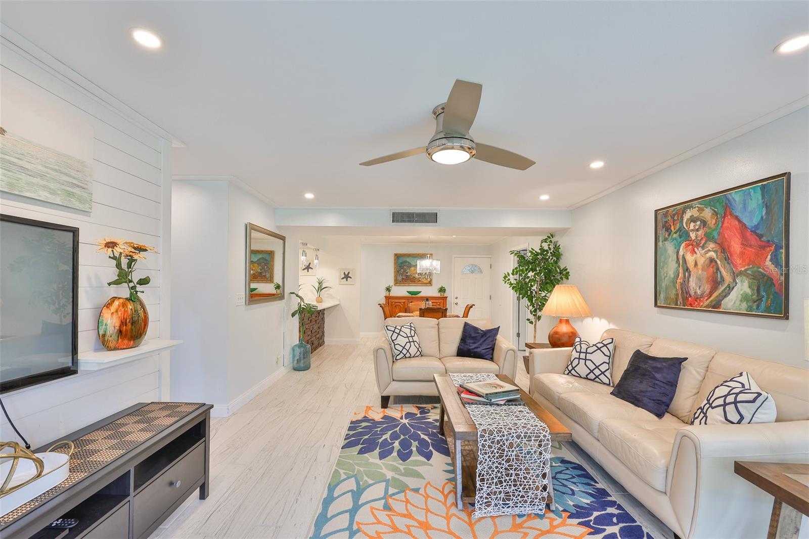 Image 18 of 49 For 12300 Vonn Road 4201