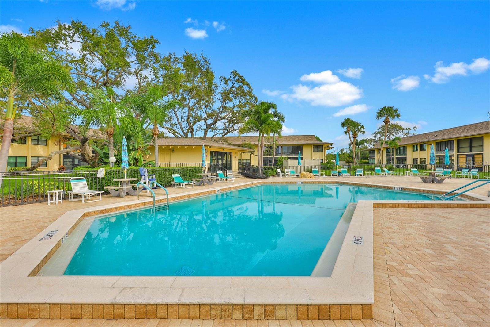 Image 36 of 49 For 12300 Vonn Road 4201