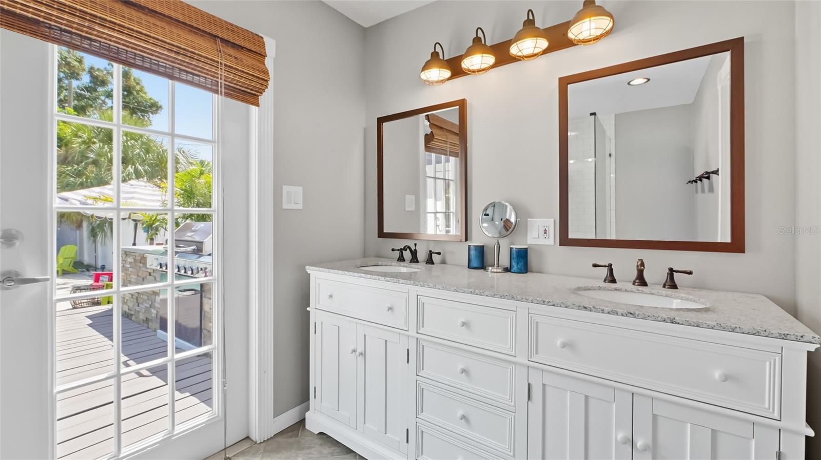 Image 10 of 36 For 3727 38th Street N