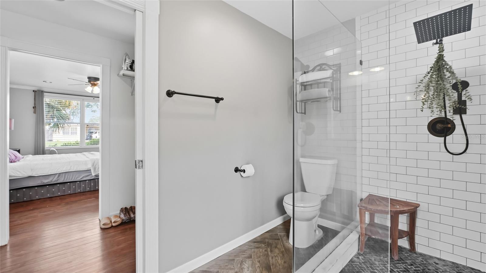 Image 12 of 36 For 3727 38th Street N