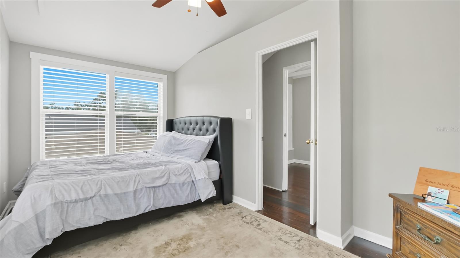 Image 19 of 36 For 3727 38th Street N