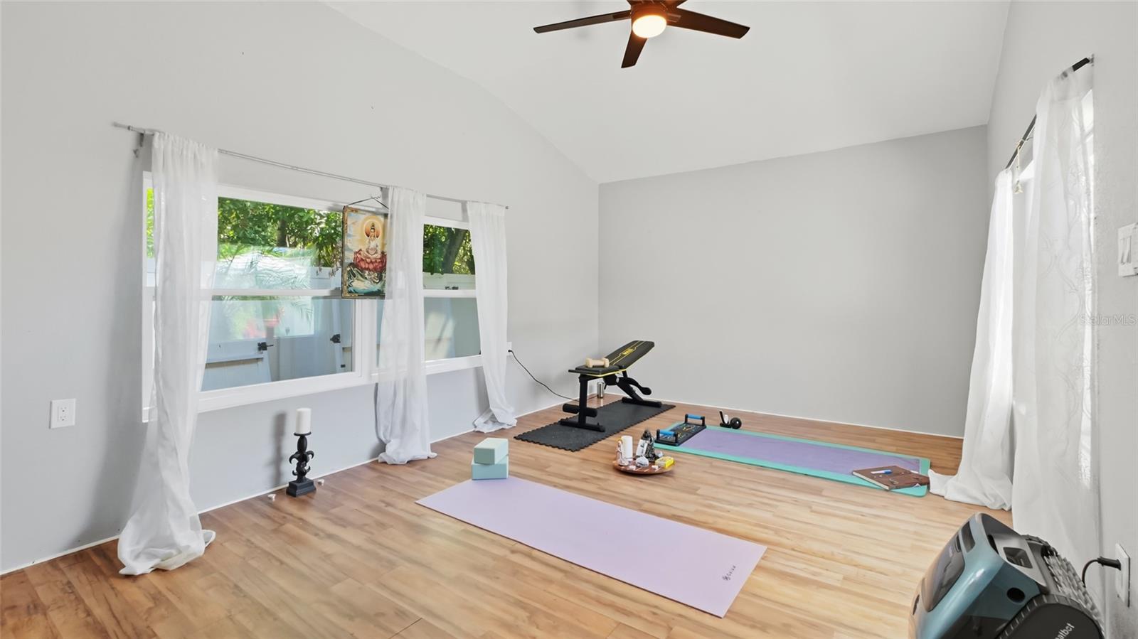 Image 29 of 36 For 3727 38th Street N
