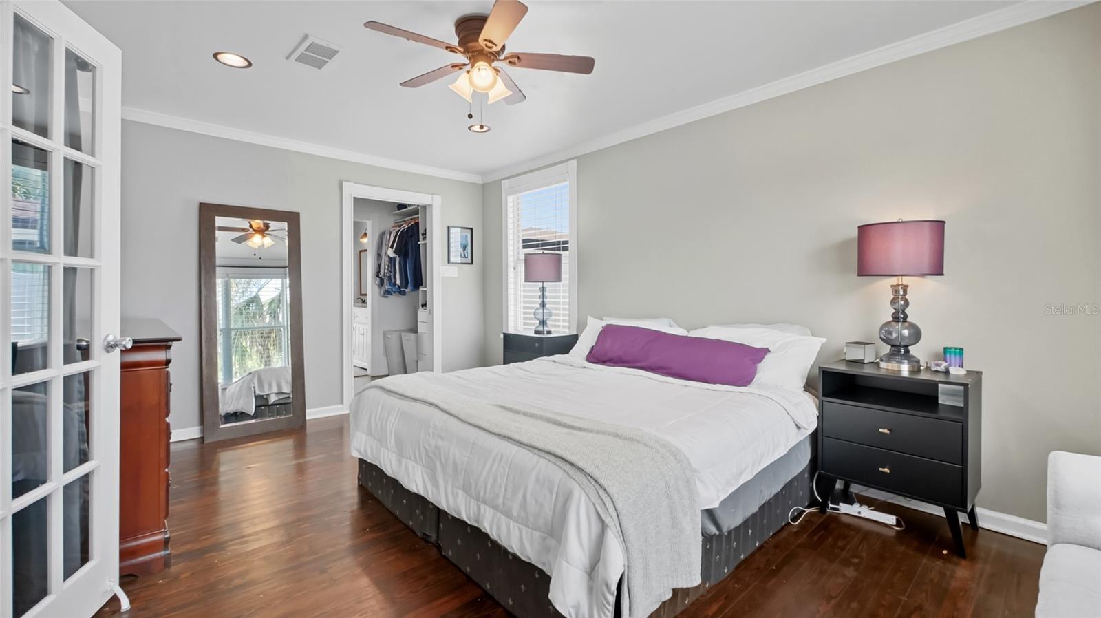Image 9 of 36 For 3727 38th Street N