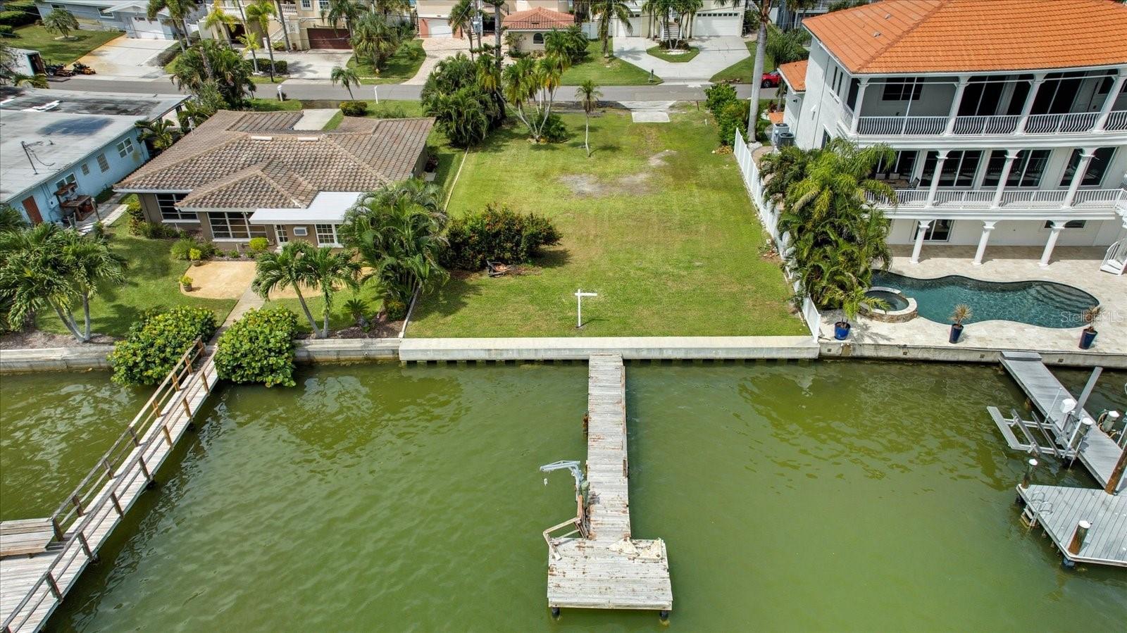 Image 21 of 25 For 16325 Redington Drive