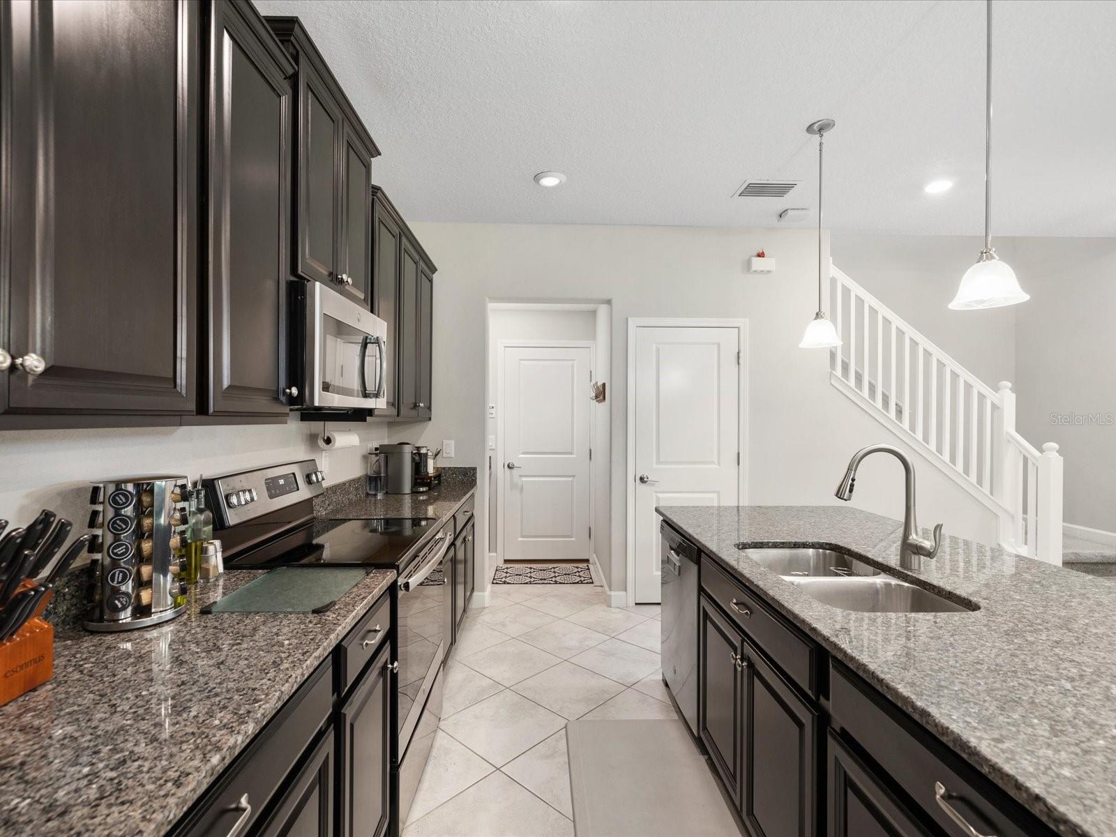 Image 15 of 51 For 6747 Citrus Creek Lane