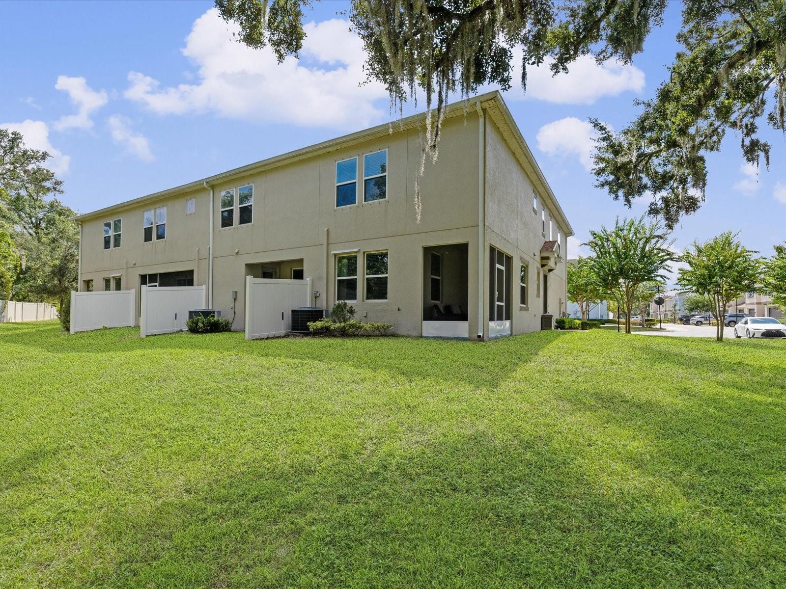 Image 38 of 51 For 6747 Citrus Creek Lane