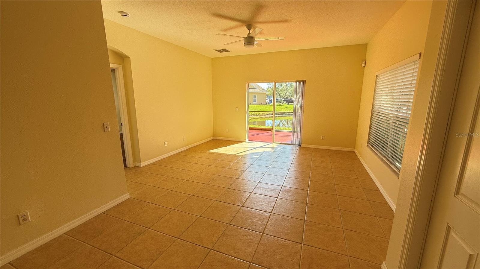 Image 13 of 56 For 8906 Iron Oak Avenue