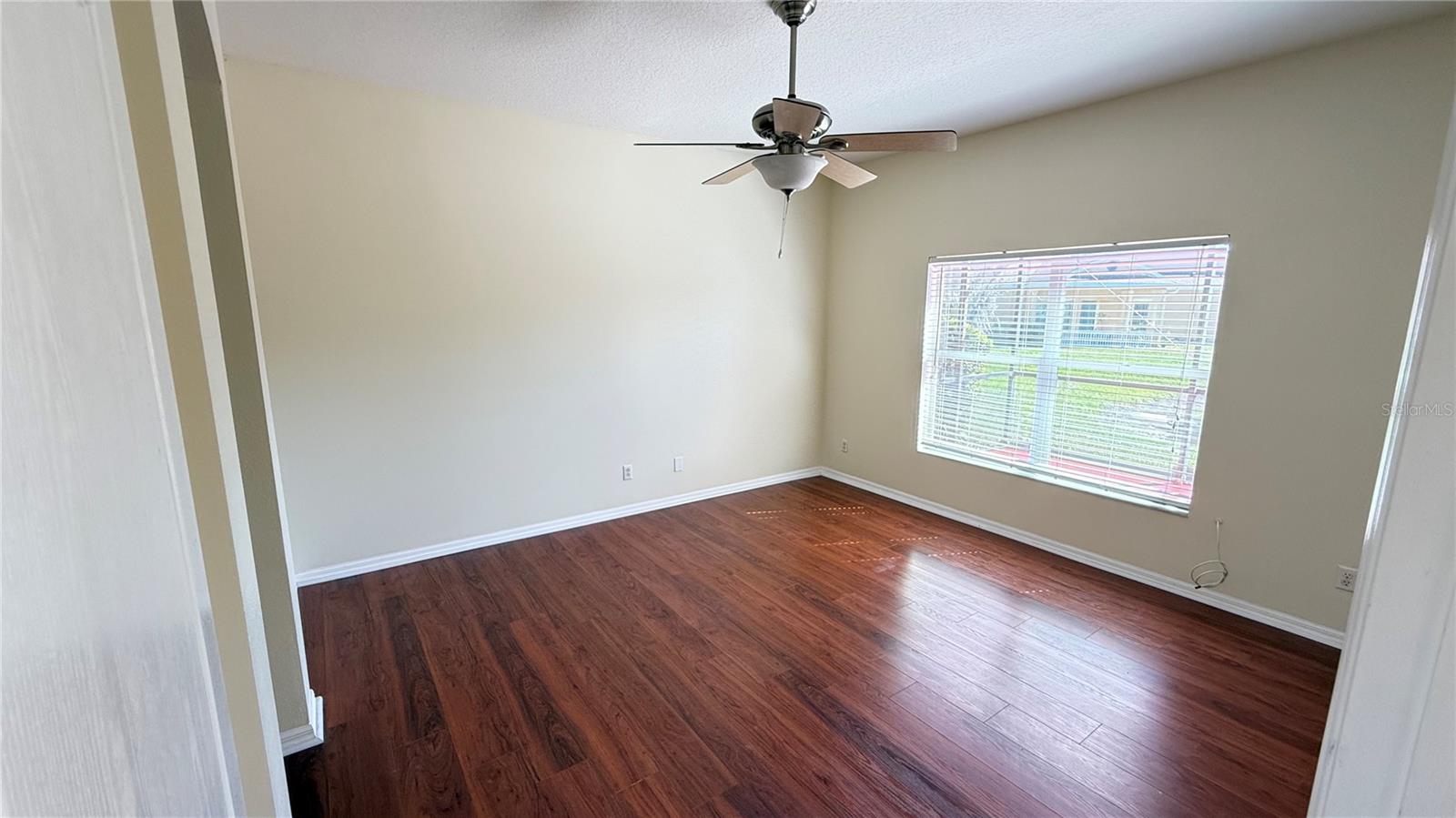 Image 34 of 56 For 8906 Iron Oak Avenue