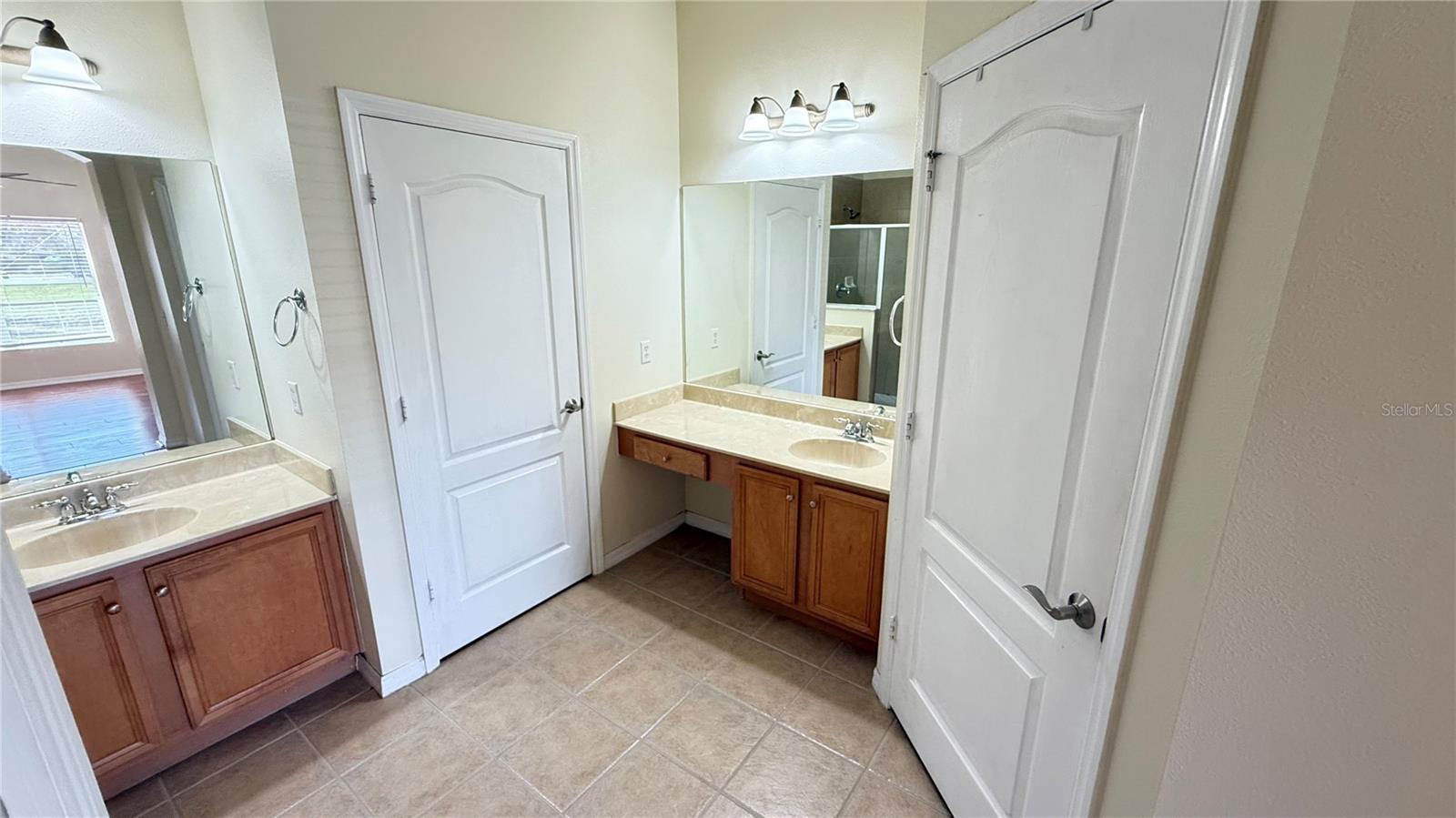 Image 36 of 56 For 8906 Iron Oak Avenue