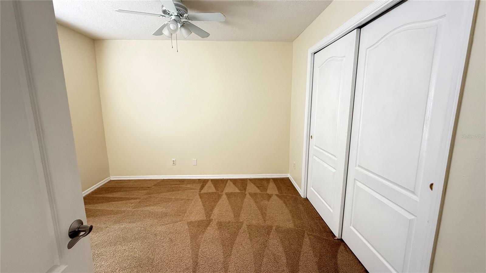 Image 42 of 56 For 8906 Iron Oak Avenue