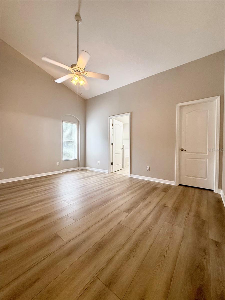 Image 14 of 16 For 31138 Harthorn Court