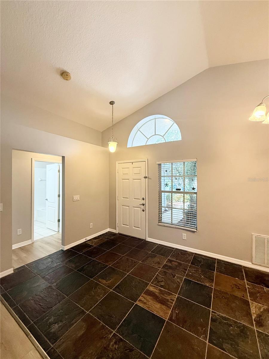 Image 2 of 16 For 31138 Harthorn Court