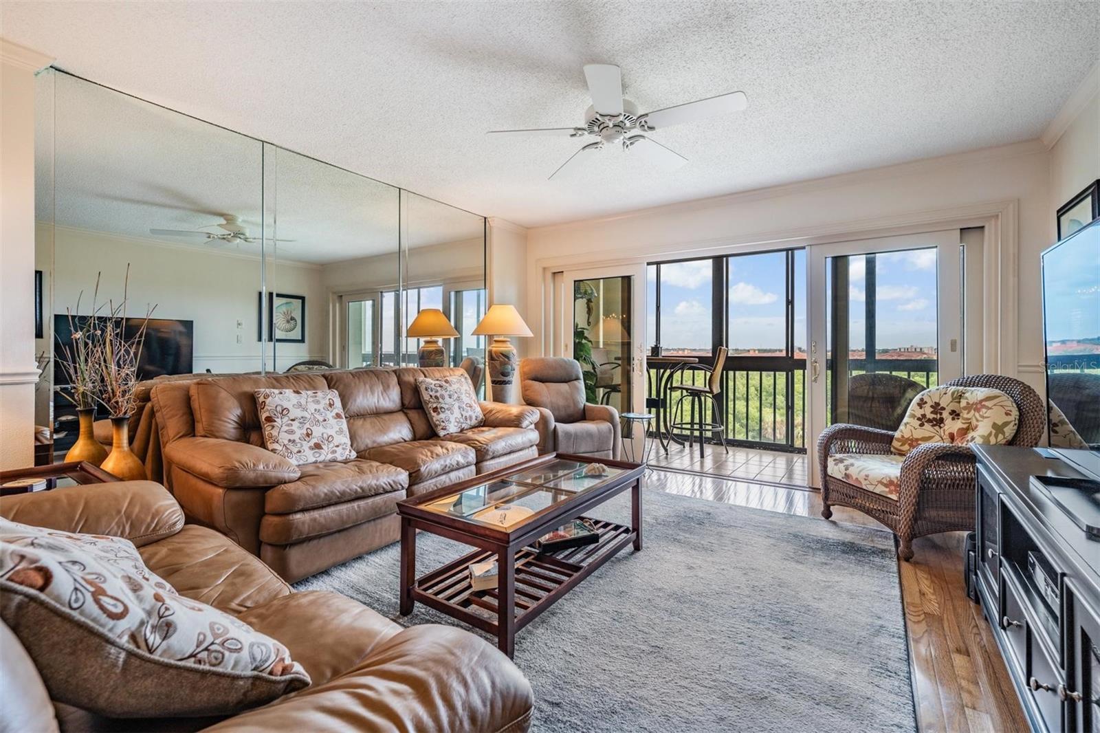 Image 12 of 49 For 3400 Cove Cay Drive 6b