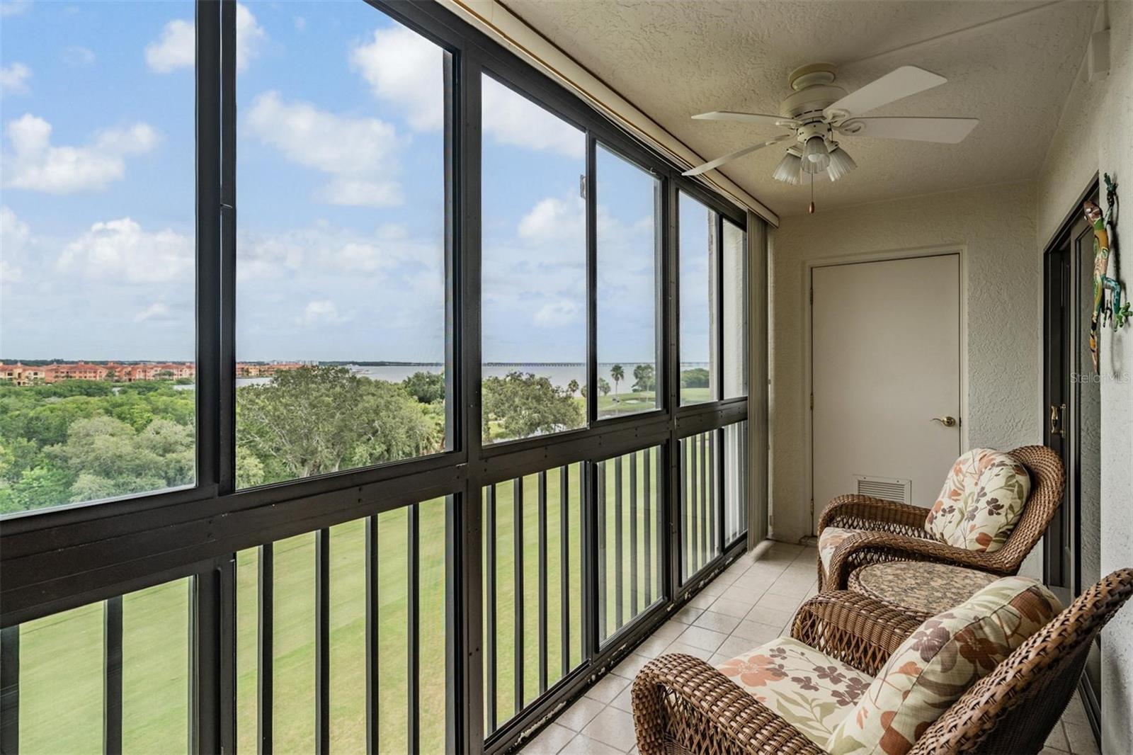 Image 20 of 49 For 3400 Cove Cay Drive 6b