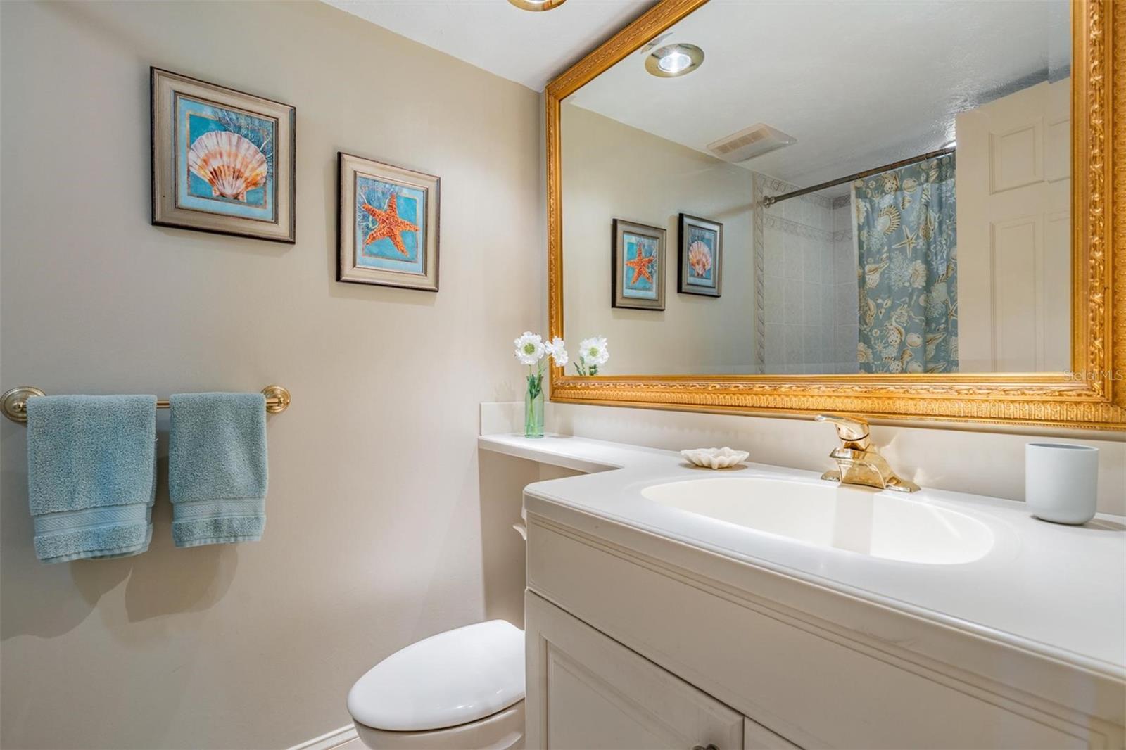 Image 27 of 49 For 3400 Cove Cay Drive 6b