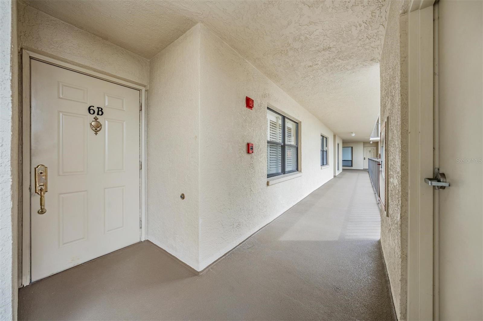 Image 4 of 49 For 3400 Cove Cay Drive 6b