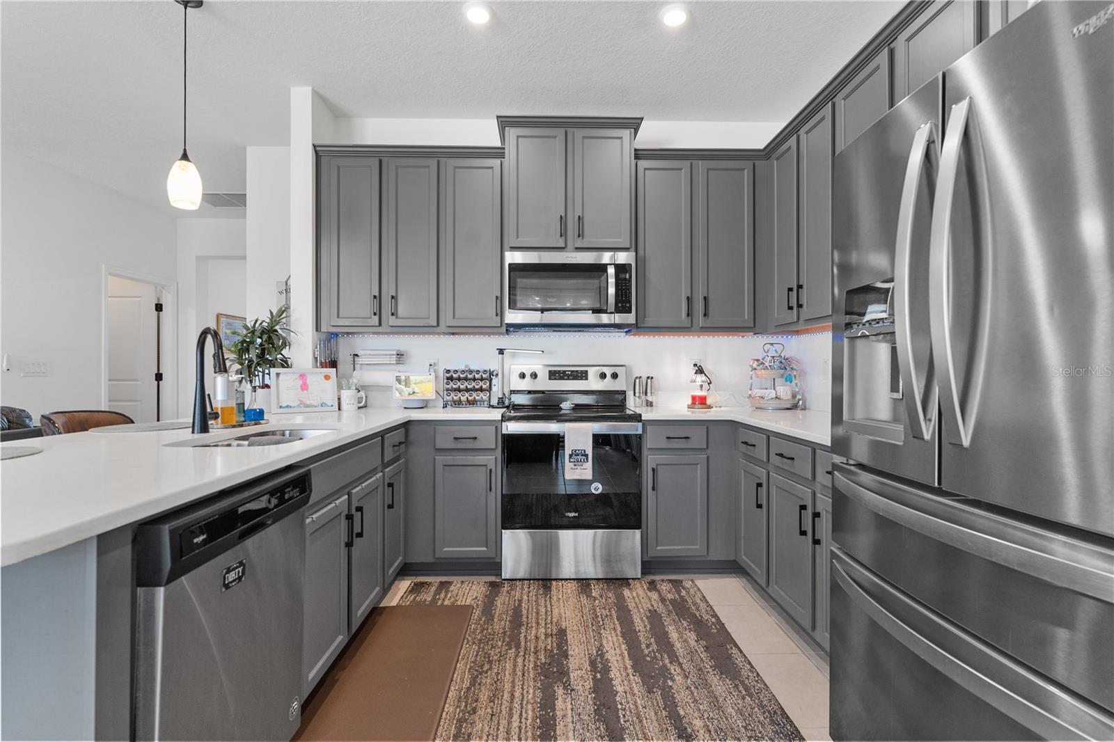 Image 11 of 19 For 1253 Old Windsor Way